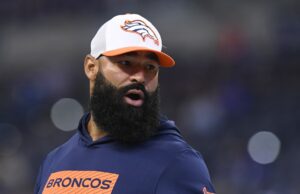 El entrenador de Broncos LB Michael Wilhoite arrestó, acusado de agredir a un oficial de policía