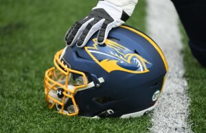 UFL sigue comprometido con Memphis a pesar de los problemas de asistencia