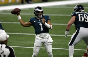 Los jefes continúan chocando, las águilas continúan aumentando