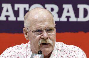 Andy Reid confirma que regresará a los jefes en 2025