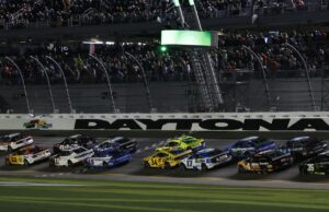 Alineación inicial para el 67 Daytona 500