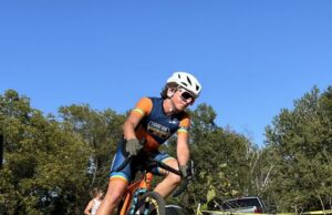 El equipo local de ciclocross fomenta la camaradería, el estilo de vida saludable para los jóvenes