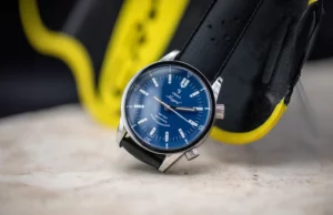 Un impresionante reloj de buceo por debajo de $ 1,000