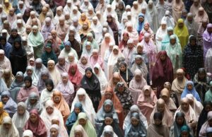 En imágenes: los musulmanes de todo el mundo observan al Ramadán