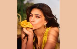 Kriti disfruta de los primeros mangos de la temporada