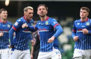 Premier League irlandés: cómo el Linfield de David Healy recuperó la Copa Gibson con seis juegos de sobra