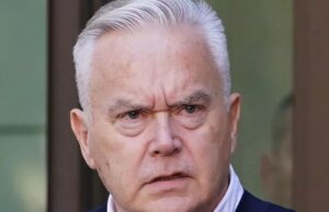 Descargado Huw Edwards recorta el precio de la casa familiar para tratar de conseguir un comprador