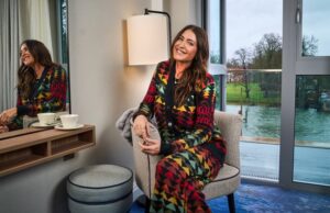 Lisa Snowdon asume un nuevo papel en el Hotel en Windsor