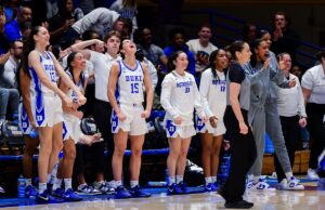 March Madness Live Actualizaciones, puntajes, soporte: Duke, Oregon se enfrenta en el torneo femenino de la NCAA
