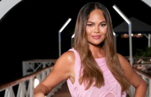 Chrissy Teigen explica su decisión de regresar a 'trato o ningún acuerdo'
