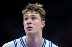 Lesión de Cooper Flagg: Duke prevalece sobre Georgia Tech después de que la estrella de primer año deja el juego en silla de ruedas con lesión en el tobillo