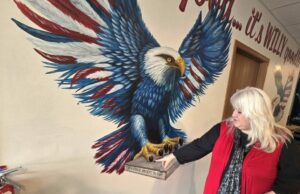 Celebrando nuestro espíritu: Obtener creativo: artes, negocios de entretenimiento encuentran formas de prosperar