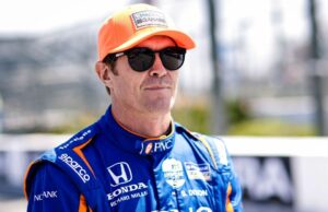 Scott Dixon ejecuta el abridor IndyCar sin comunicación por radio