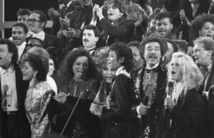 Mira hacia atrás en 'We Are the World' en el 40 aniversario de la canción