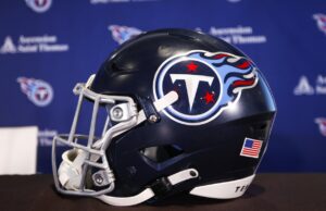 Los titanes vuelven a firmar a los agentes libres de derechos exclusivos Otis Reese IV, Keondre Coburn