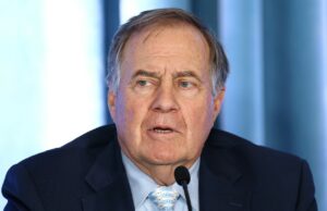 Los registros públicos muestran que Carolina del Norte estaba “monitoreando de cerca” si Bill Belichick podría hacer una salida rápida