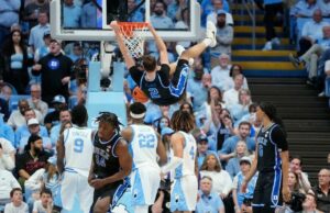 Duke Rallies para vencer a UNC, Clinch ACC Título de la temporada regular