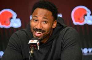 La extensión de Myles Garrett primero de muchas victorias que los marrones necesitan en 2025