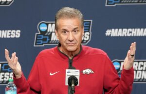 Arkansas 'John Calipari -' De vuelta a mis raíces de ser el desvalido '