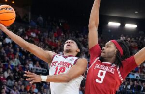 Rick Pitino defiende a Benching RJ Luis Jr. en derrota ante Arkansas
