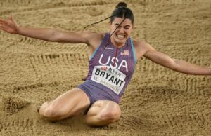 Claire Bryant de EE. UU. Gana el salto de longitud de las mujeres para el título del primer mundo