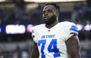 Los leones vuelven a firmar a Ol Kayode Awosika