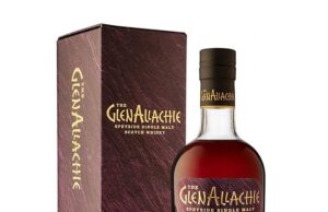 Glenallachie coronado mejor whisky escocés de malta en los 2025 World Whiskeys Awards