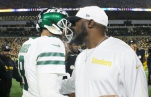 Mike Tomlin: “Muy buen día” con Aaron Rodgers, sin fecha límite para firmar QB