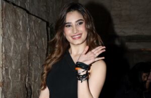 Rasha Parties con Tamannaah – Películas de Rediff.com