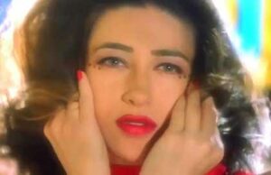 Tome el cuestionario rojo de Bollywood Hot Bollywood