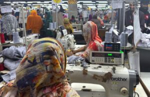 Automatización, trabajadores de tensión de vigilancia en las fábricas de Bangladesh