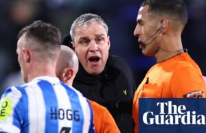 Michael Duff despidió por Huddersfield como la oferta de promoción de la Liga Uno Falters | Huddersfield