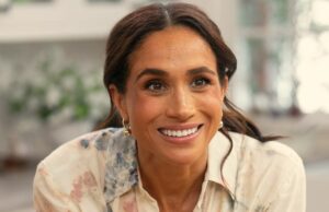 Compre la 'camiseta favorita de todos los tiempos' de Meghan Markle en Amazon por menos de £ 20