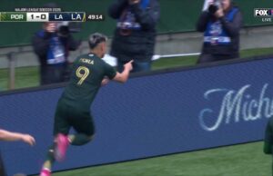 El acabado clínico de Felipe Mora ayuda a Portland Timbers a golpear primero vs. LA Galaxy