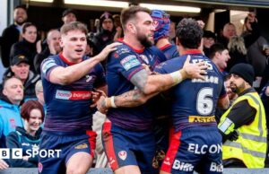 Super League: Wakefield Trinity 6-26 St Helens – Saints Go Top
