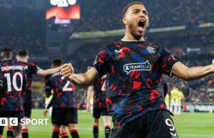 Fenerbahce 1-3 Rangers: 'Cyriel Dessers lidera el camino para el mejor equipo de Ibrox de la historia'