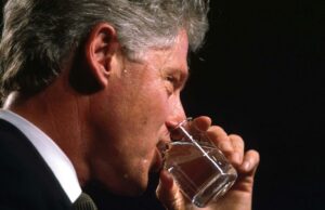 El cóctel de referencia de Bill Clinton es peligrosamente fácil de beber