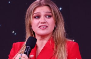 Kelly Clarkson aborda los 'altibajos' personales después de un paréntesis inexplicables de una semana: 'Perdí, solo …'