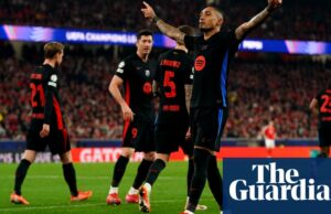 Raphinha Strike y Szczesny salvan la ayuda de 10 hombres Barcelona Edge Benfica | Liga de Campeones