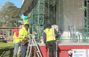 Los miembros de Selma AmeriCorps están marcando la diferencia y obteniendo experiencia en el mundo real