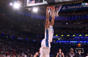 Jasen Green arroja una mermelada de dos manos, extendiendo el liderazgo de Creighton sobre UConn