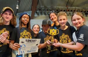 Equipo local de robótica de LEGO avanza al campeonato mundial