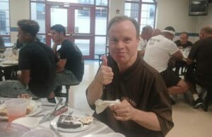 Partido de Highlands Eddie Teorsky recibirá el Premio de Coraje del Salón de la Fama del Ak Valley Sports Hall of Fame