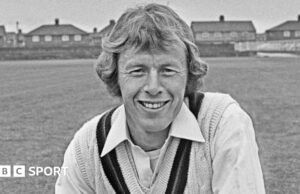 Peter Lever: el ex jugador de bolos de Lancashire e Inglaterra muere de 84 años