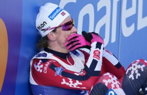 Hero de la ciudad natal Klaebo completa el barrido de oro en el Campeonato Mundial Nordic