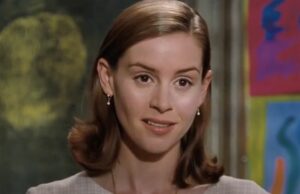 Vuelve a ver a Matilda, y necesito hablar de que la señorita Honey es un héroe sobreviviente de trauma