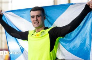 Lennon Miller de Motherwell se dirige a ser el mejor jugador de Escocia