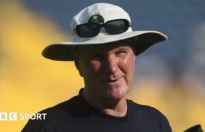 Grant Bradburn: entrenador de Glamorgan despedido multado por lenguaje discriminatorio