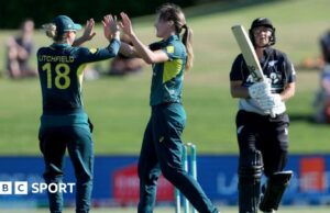 Nueva Zelanda v Australia: Annabel Sutherland y Beth Mooney Help Seal Series ganan