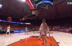 Myles Colvin termina la calle de media cancha, extendiendo el liderazgo de Purdue contra Illinois